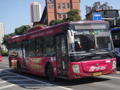 BJ6123PHEV-1